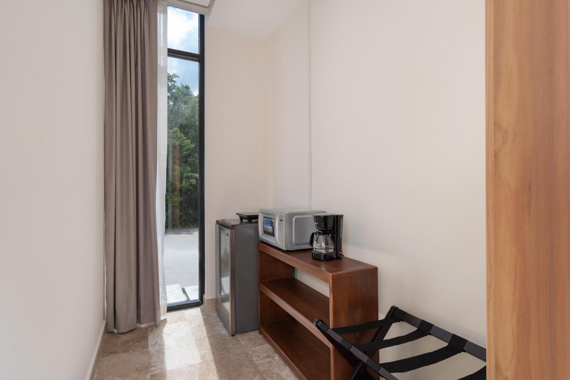 Ideal Escape Private Pool & Near The Apartment